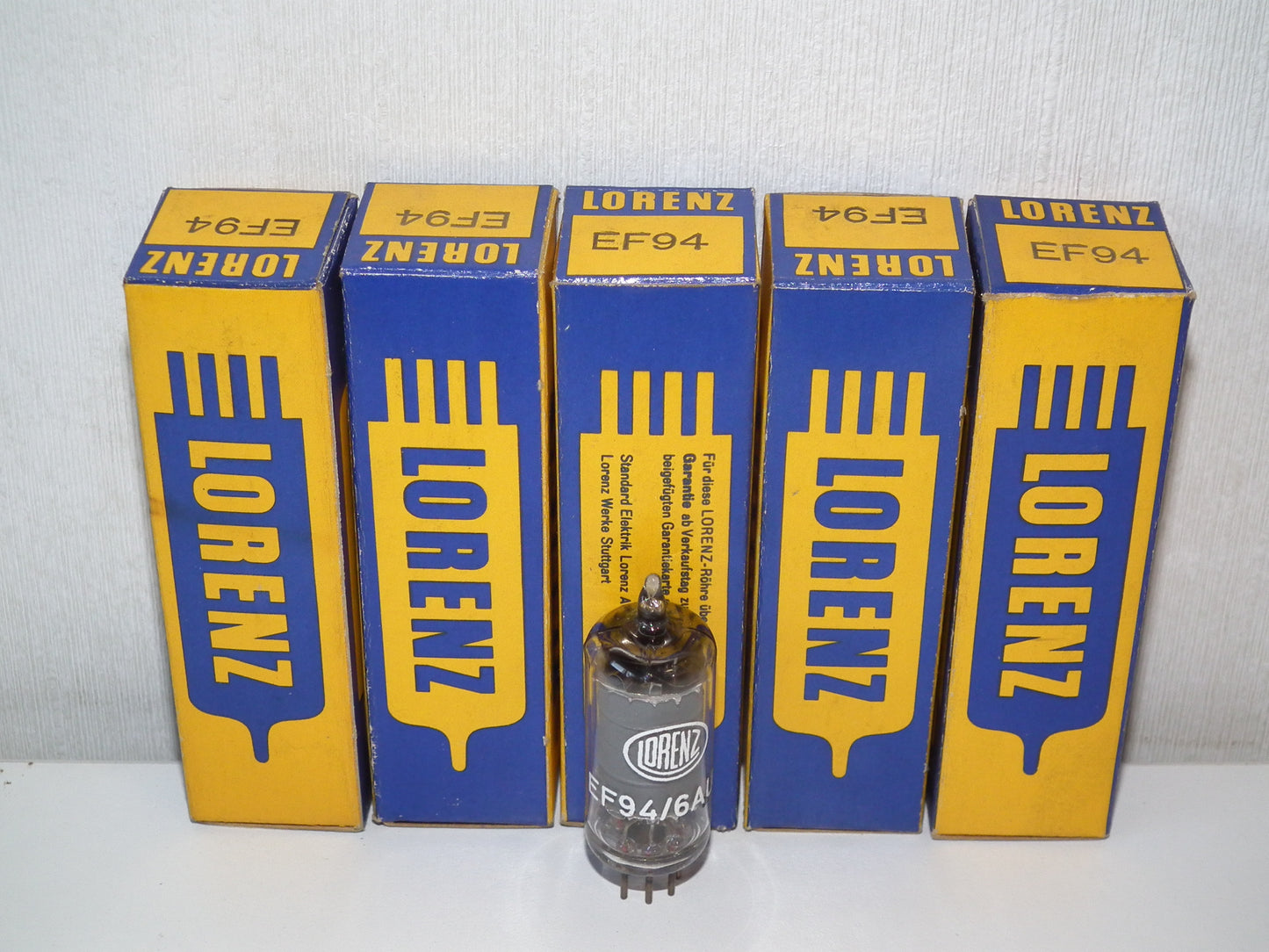 EF94 Lorenz 6AU6 Hum and microphonics tested Sony C800G