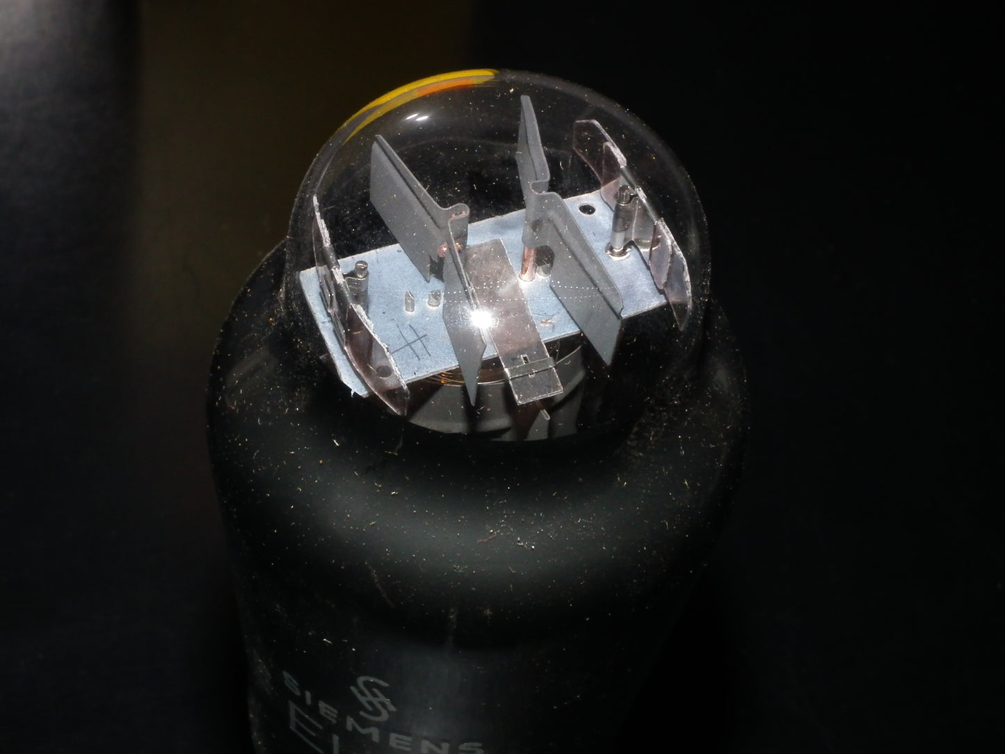 EL12 Mullard Fleetwood NOS NIB Output Pentode Siemens