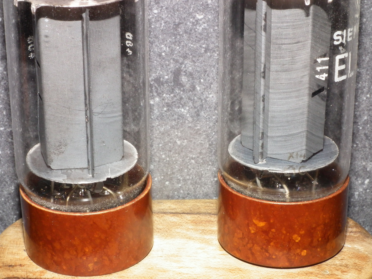 EL34 6CA7 Philips Xf4 Platinum Matched Pair DD Getter Brown Base
