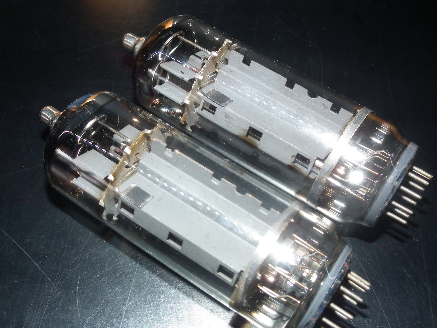 EL519 6KG6 EI Yugoslavia Philips Dual Mica NOS PLATINUM PAIR (2 tubes) USED