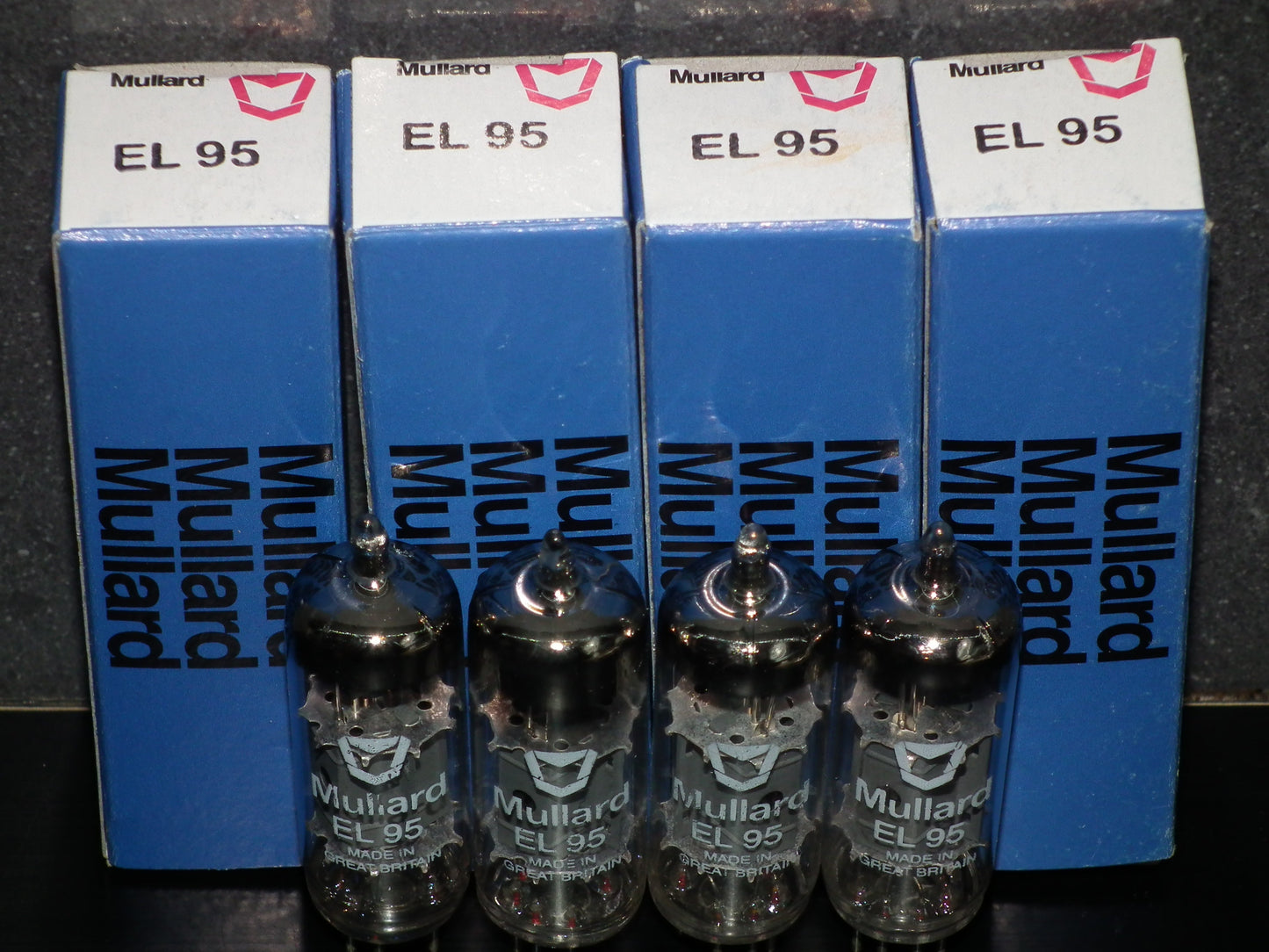 EL95 Mullard 6DL5 New Old Stock One tube (1 pcs)