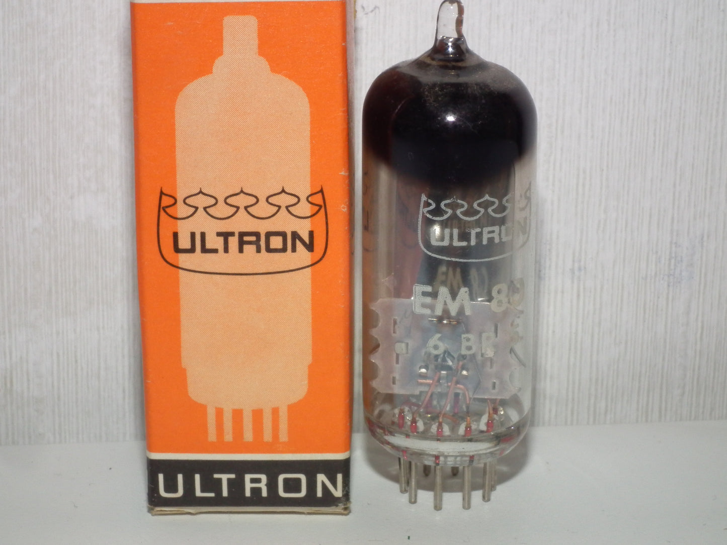 EM80 ULTRON 6BR5 tuning eye tube Indicator NOS NIB
