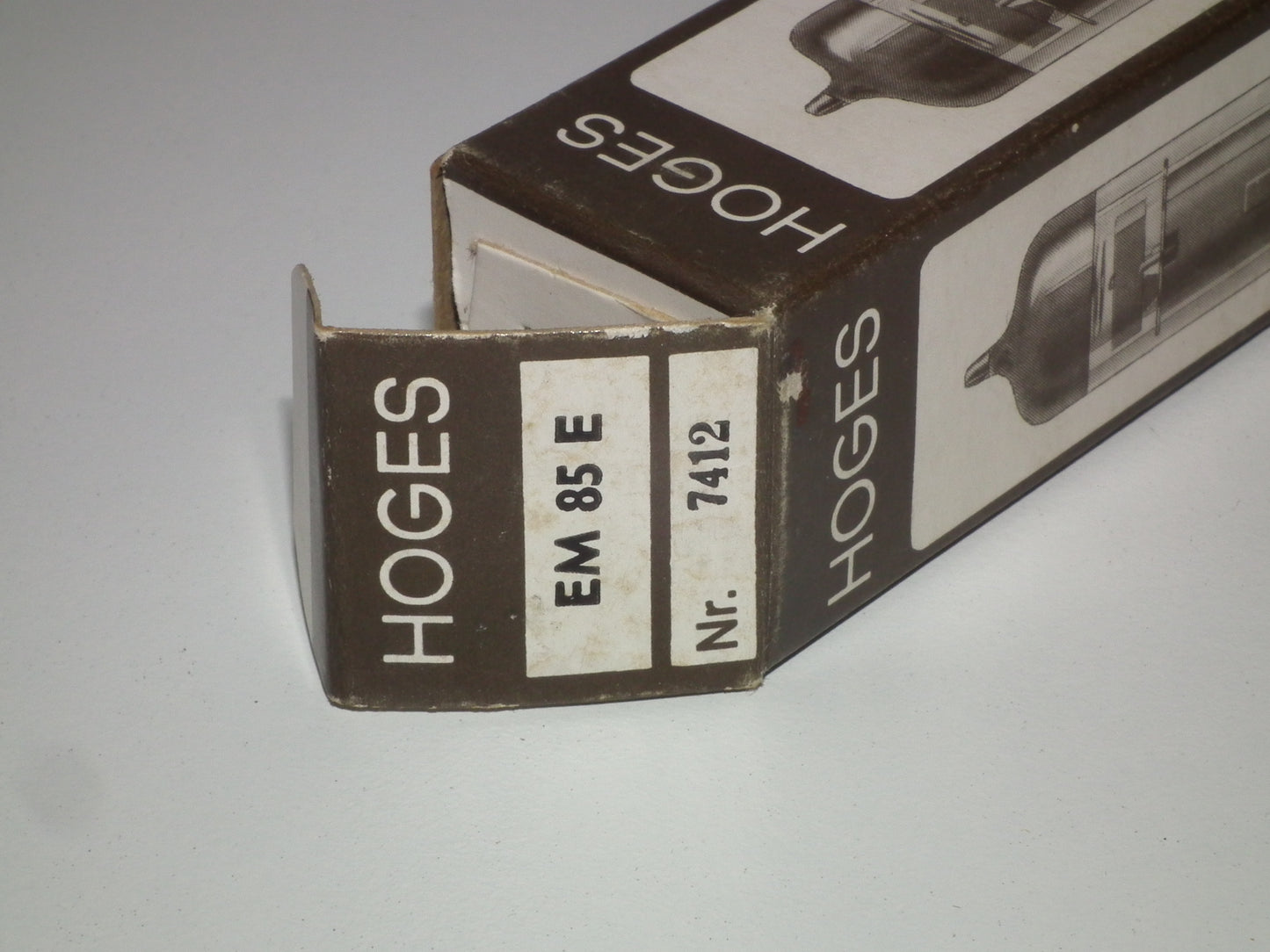 EM85 Hoges NOS NIB Never opened box Tuning eye tube Indicator