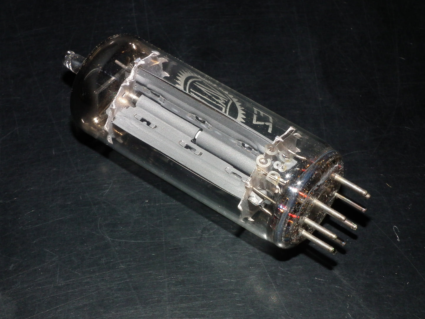 EZ80 Valvo 6V4 NOS RARE D Getter Hamburg plant 1958