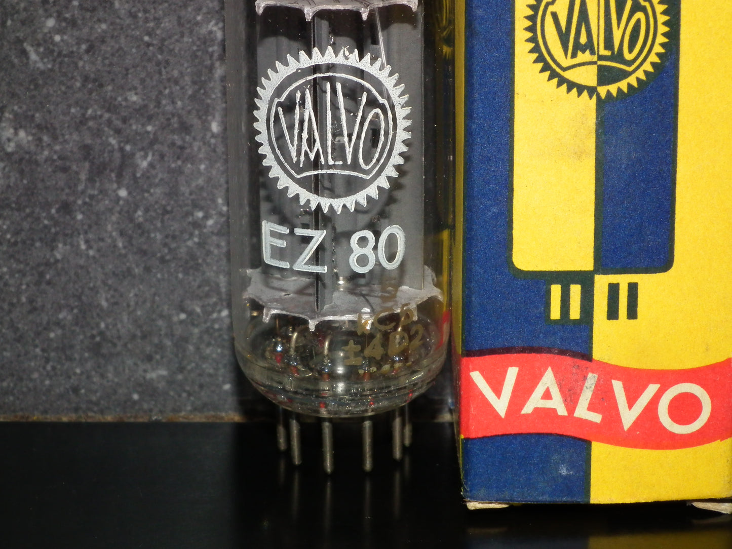 EZ80 Valvo 6V4 NOS NIB RARE Big Halo Getter made by Siemens Munich in 1964
