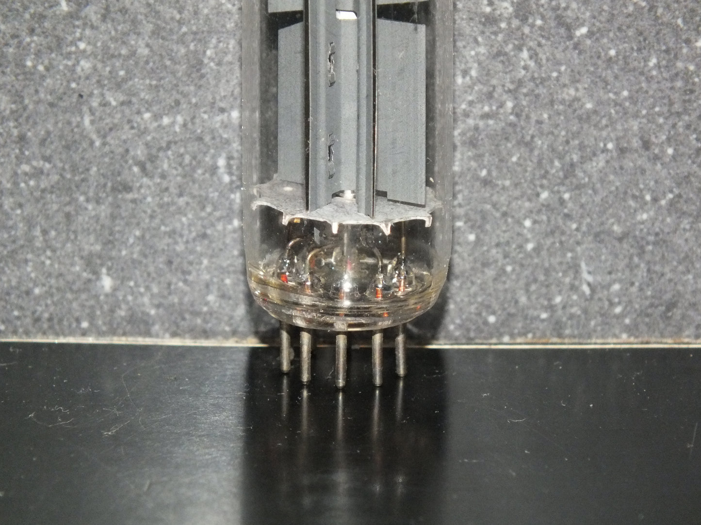 EZ81 Philips Mullard 6CA4 NOS NIB Inclined Getter