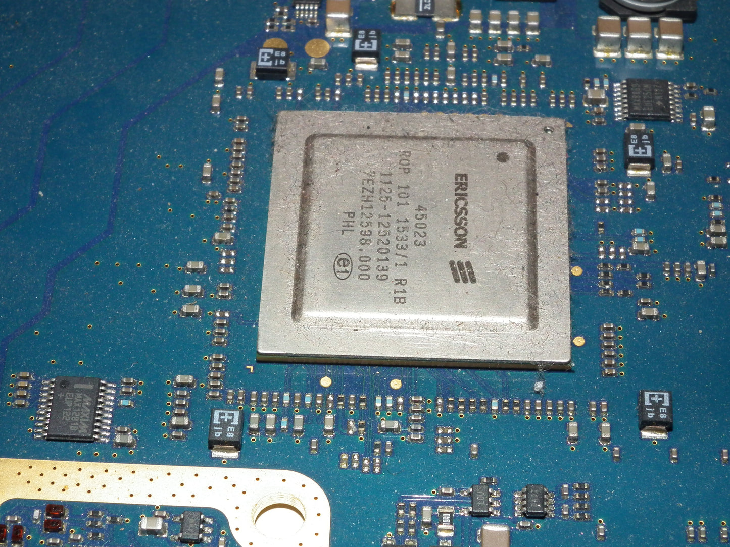 Ericsson RBS6000 PCB Xilinx VIRTEX-5 XC5VLX85T Gold Chip Recovery