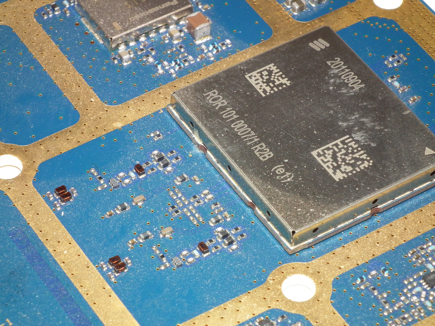 Ericsson RBS6000 PCB Xilinx VIRTEX-5 XC5VLX85T Gold Chip Recovery