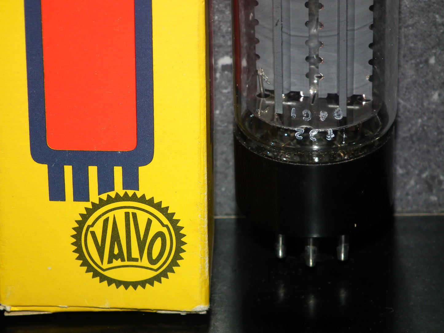 GZ34 Philips Mullard Valvo 5AR4 Blackburn f32 NOS NIB