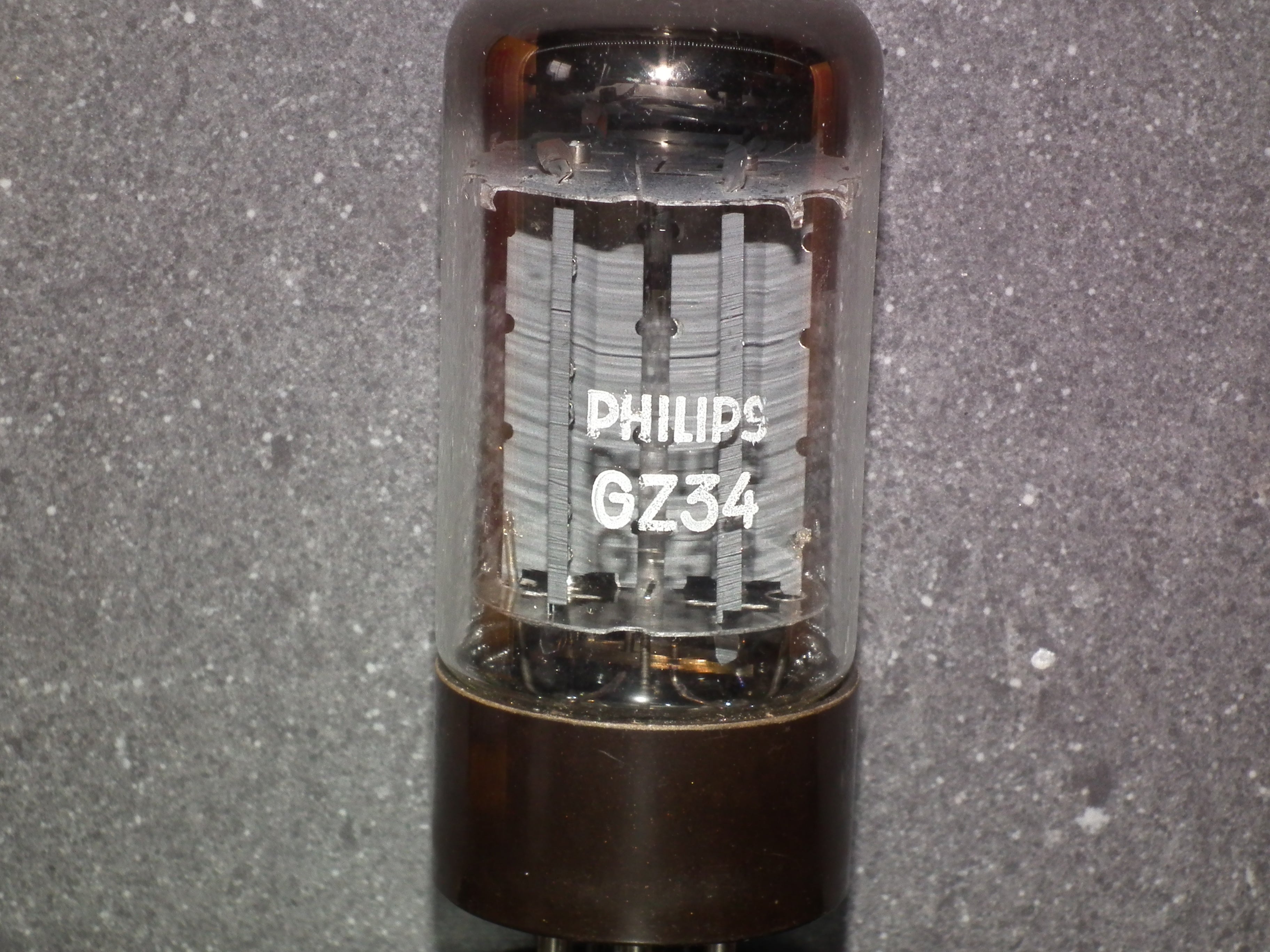 GZ34 Philips Mullard 5AR4 Blackburn O Getter – tubes.rs