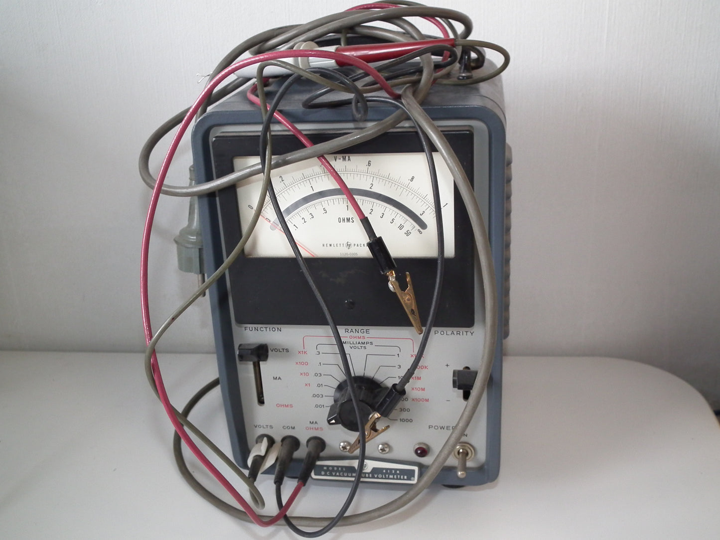 Vintage Hewlett Packard HP412A Vacuum Tube Voltmeter 412A