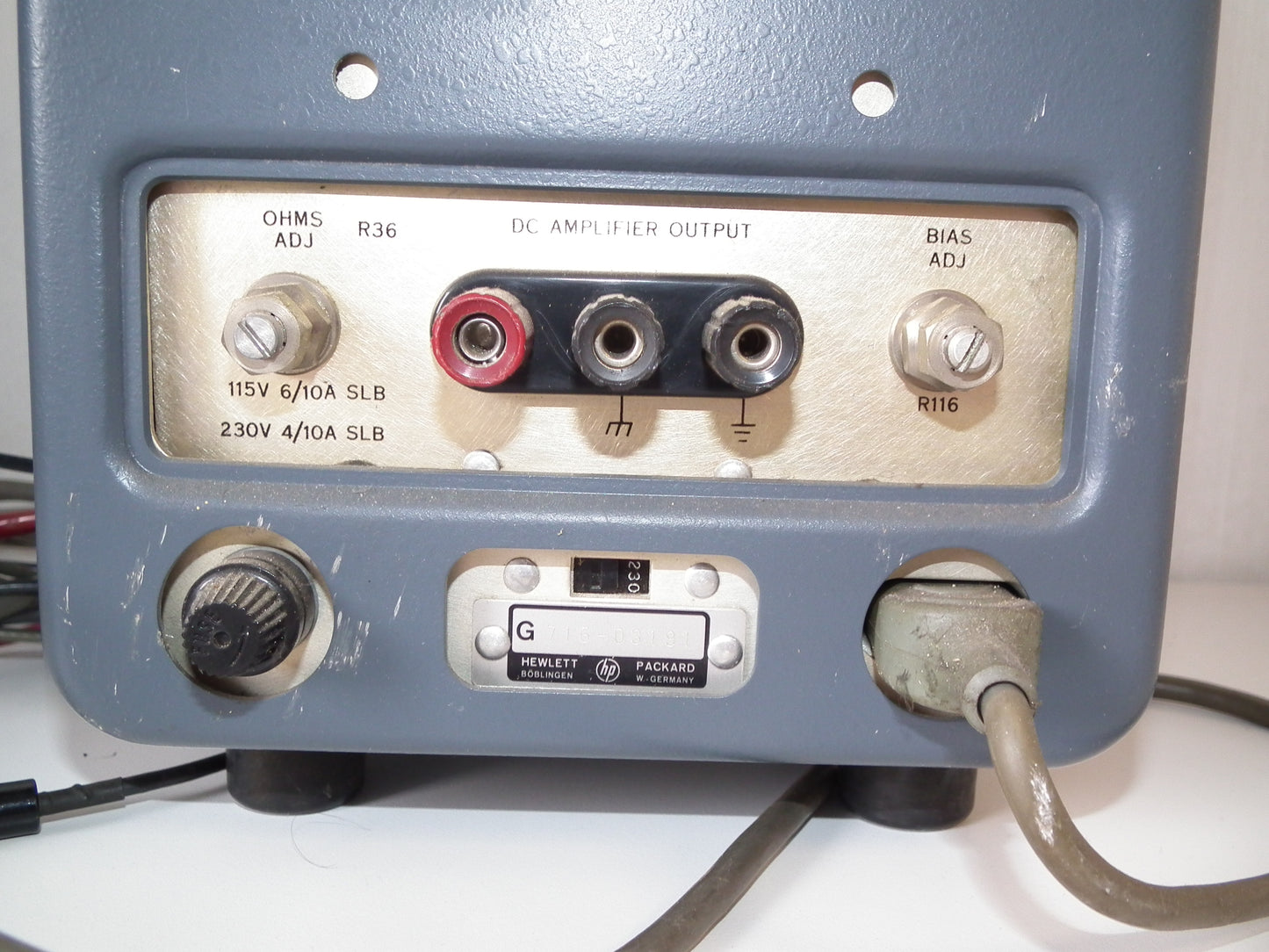 Vintage Hewlett Packard HP412A Vacuum Tube Voltmeter 412A