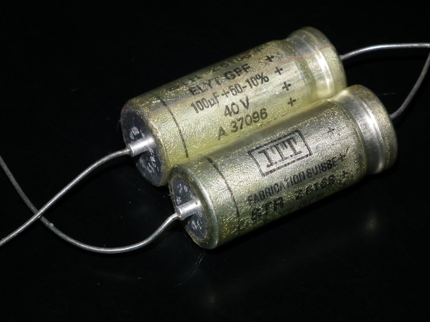 Two (2 pcs) Vintage NOS Capacitors ITT 100uF 40V SWISS MADE