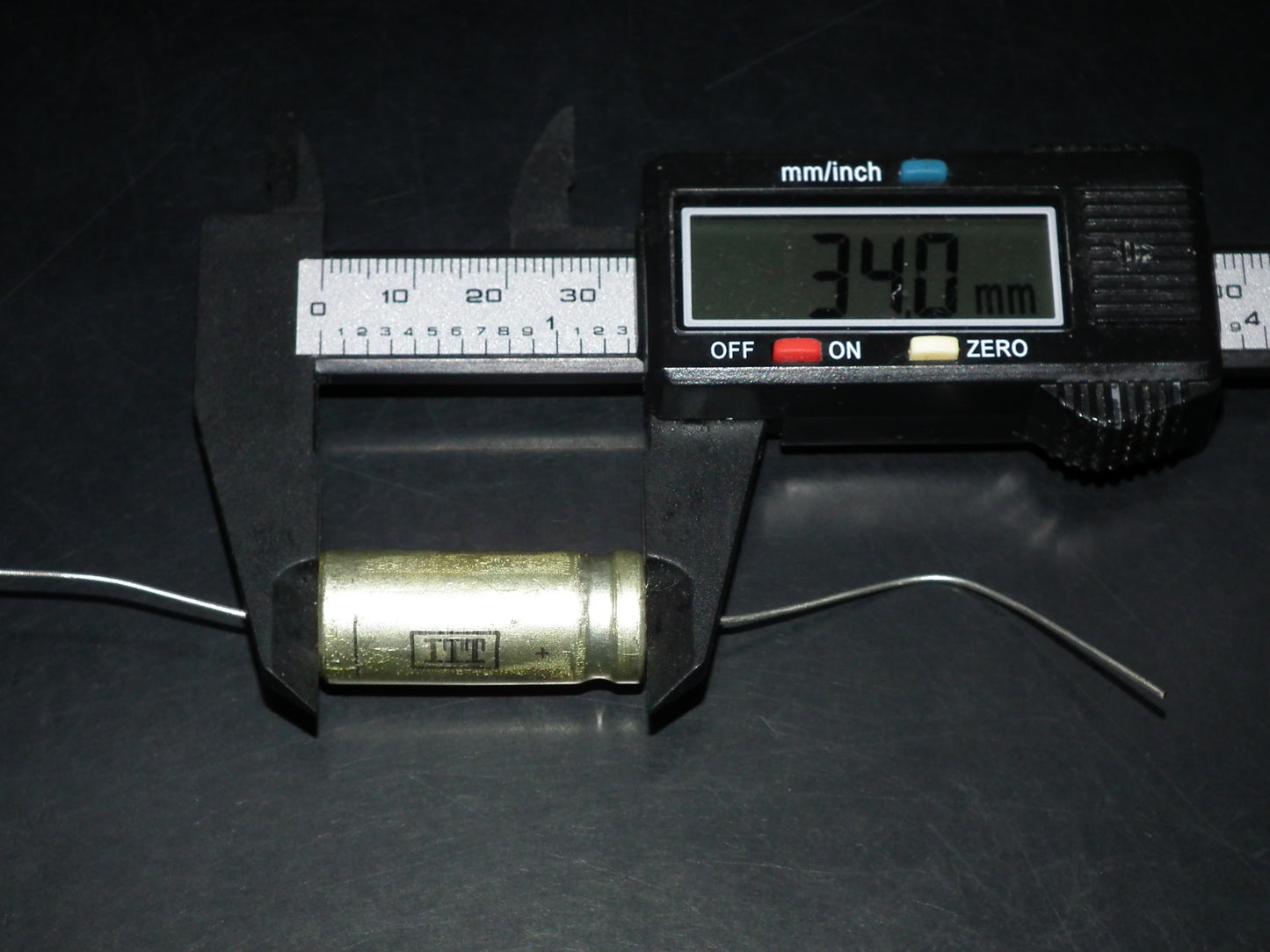 Two (2 pcs) Vintage NOS Capacitors ITT 100uF 40V SWISS MADE