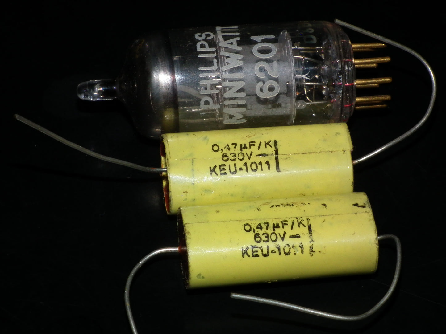 Two NOS vintage capacitors 0.47uF 630V ISKRA Slovenia 470nF