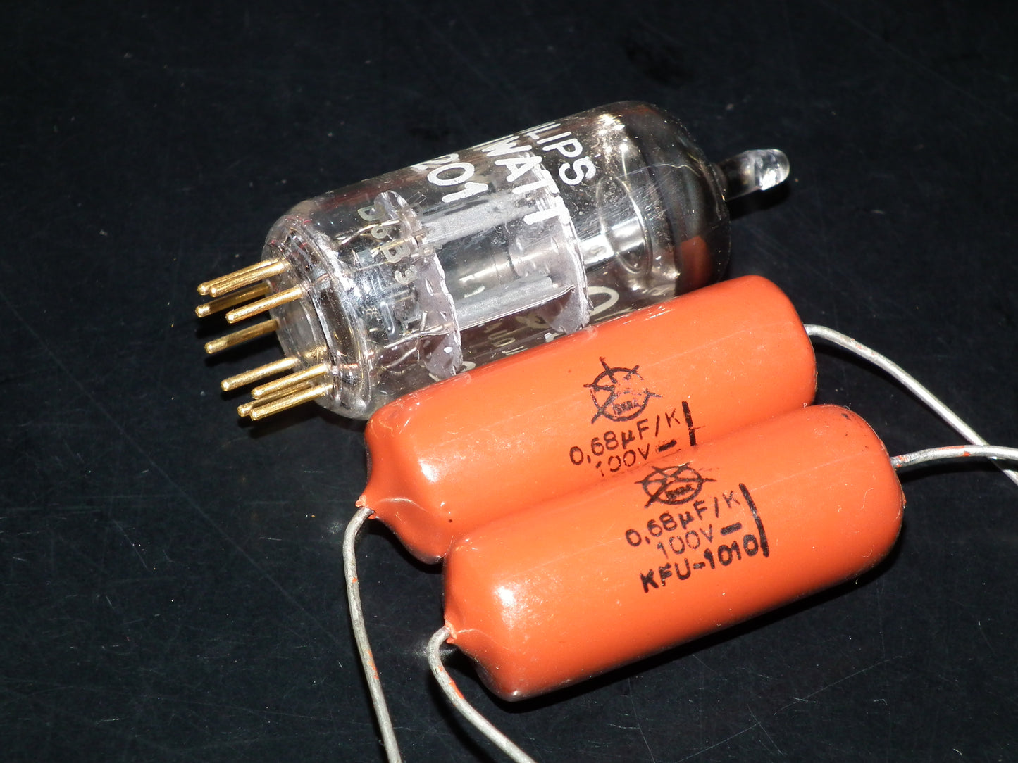 Two vintage NOS capacitors 0.68uF 100V ISKRA 70s HI End Tube Amp 680nF