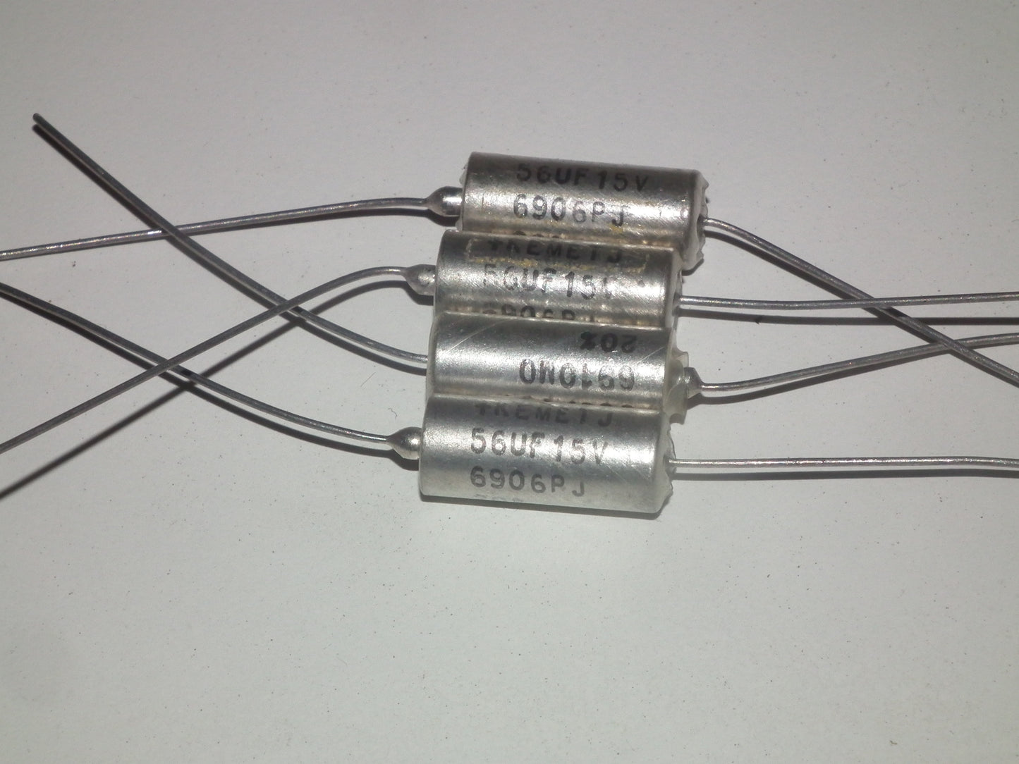Four vintage silver tantalum KEMET capacitors 56uF/15V (4 pcs)