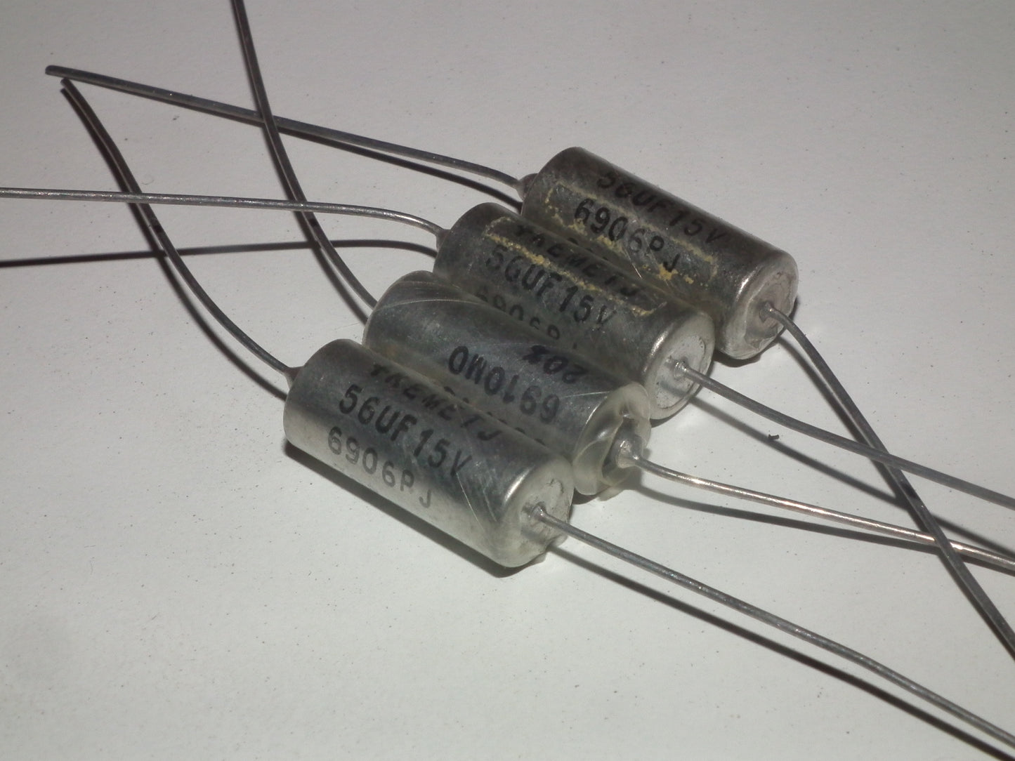 Four vintage silver tantalum KEMET capacitors 56uF/15V (4 pcs)