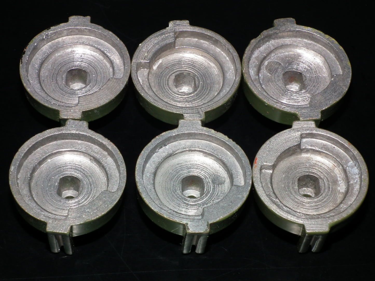 Six (6) NOS MILITARY RADIO KNOBS GRC-9 RT-77 PRC-25 PRC-27 RT-524 R-442 RT-246
