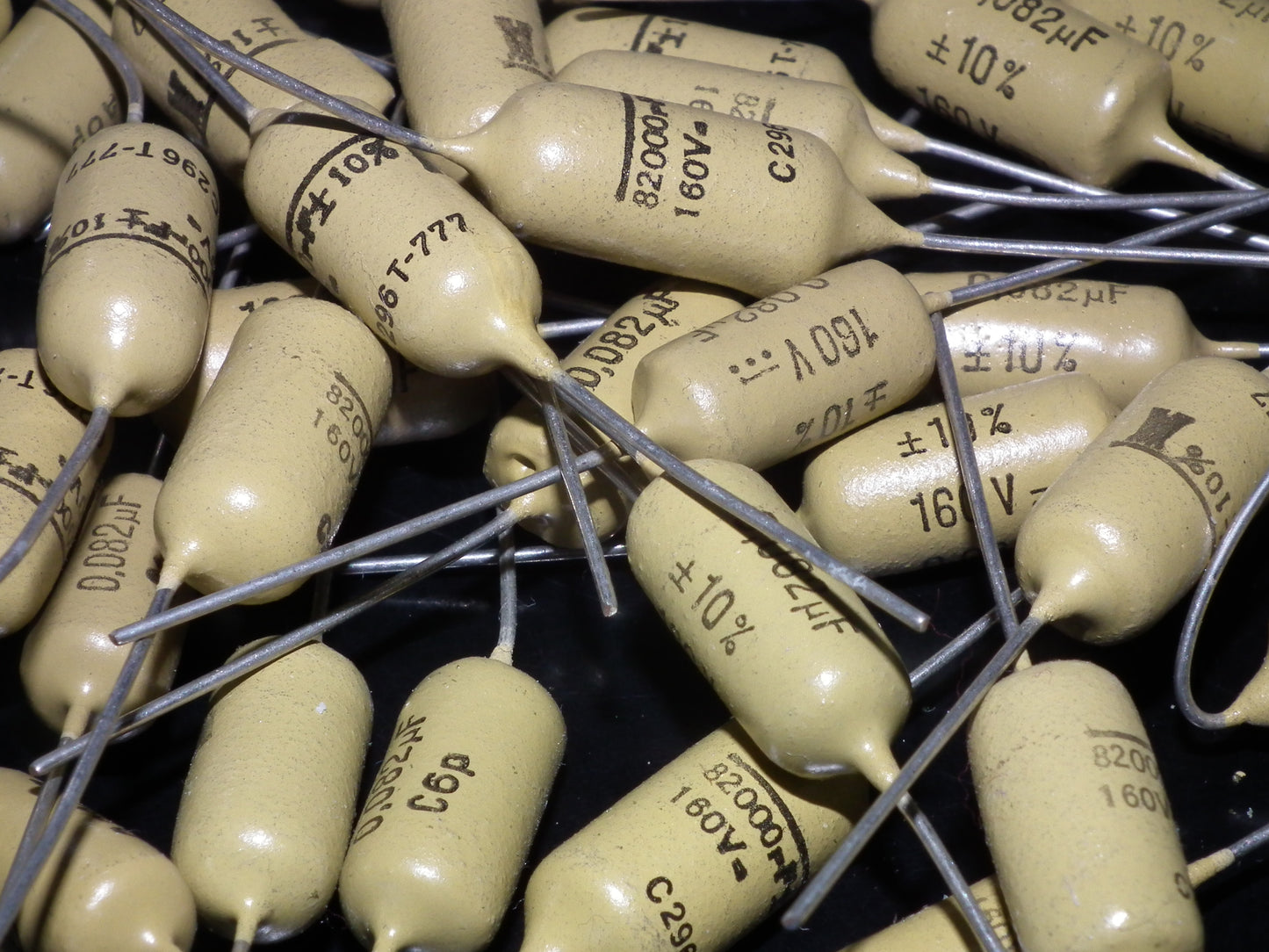Vintage Mullard Mustard Capacitors 0.082uF 160V (82nF) Marshall,Fender(2 pcs)