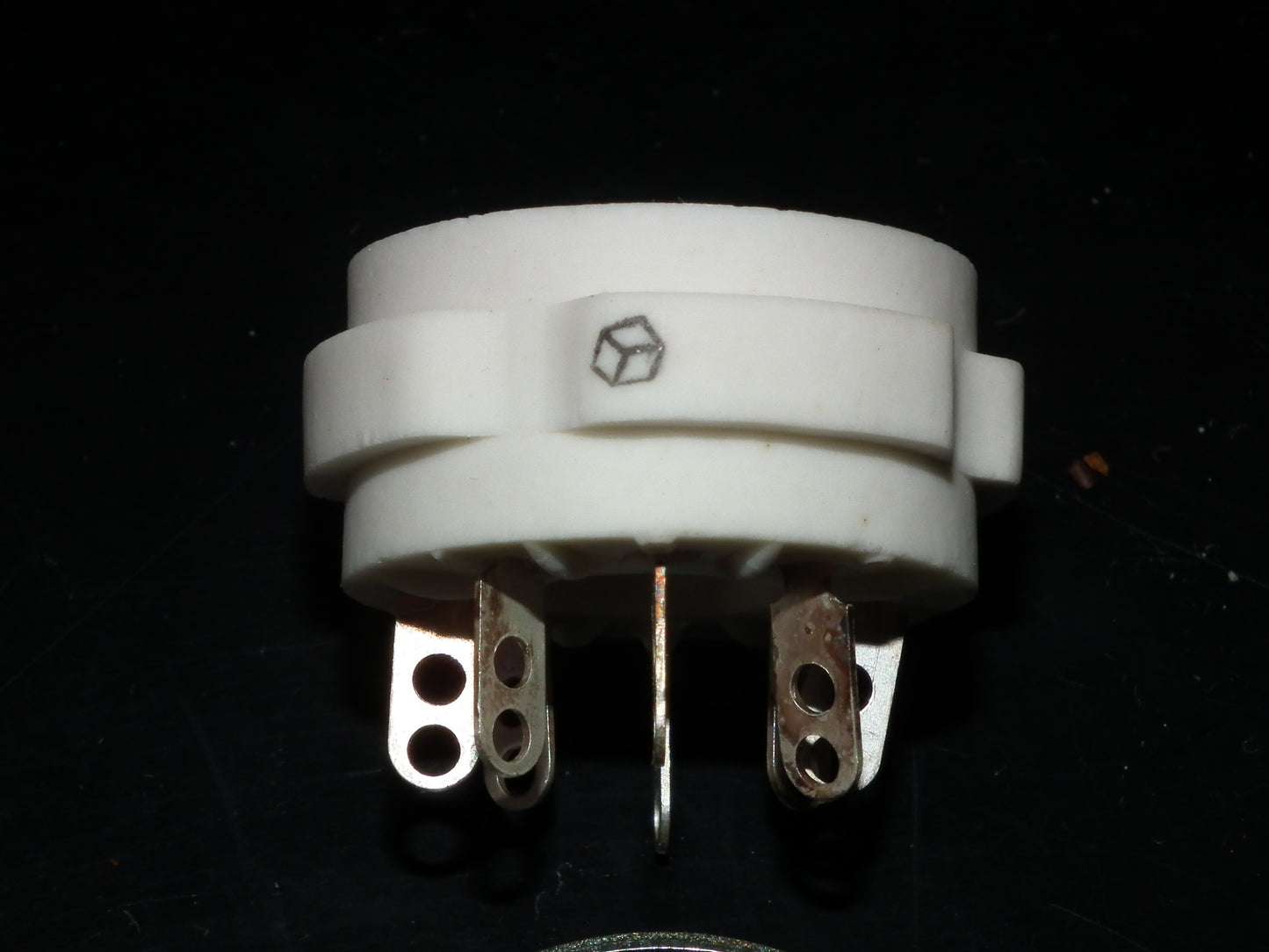 One NOS Octal Ceramic Socket Hi Quality for EL34 GZ34 6SN7 (1 pcs)