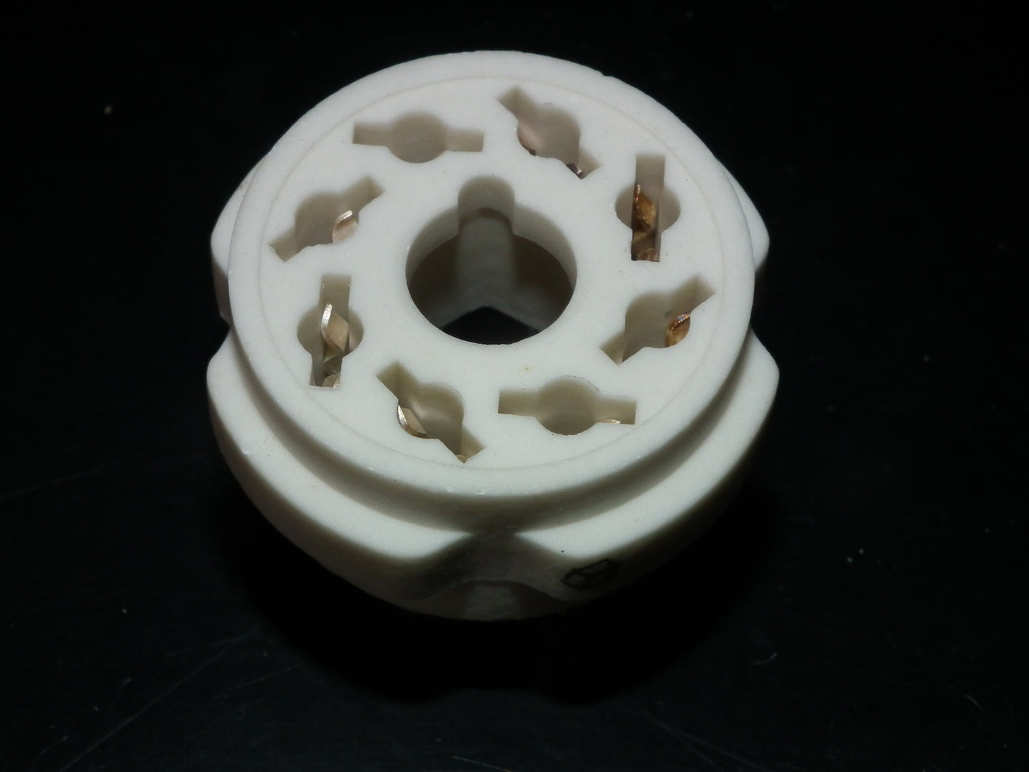 One NOS Octal Ceramic Socket Hi Quality for EL34 GZ34 6SN7 (1 pcs)