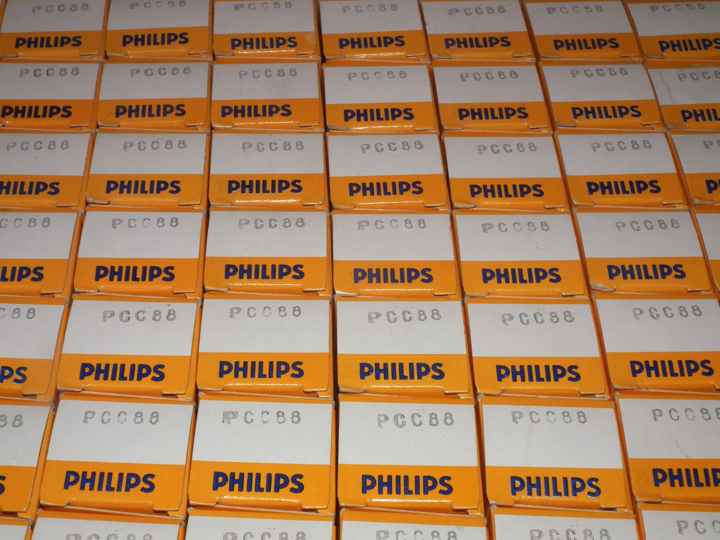 PCC88 Philips 7DJ8 Platinum Matched Pair NOS NIB RARE Made in 60s ECC88 Sub EI