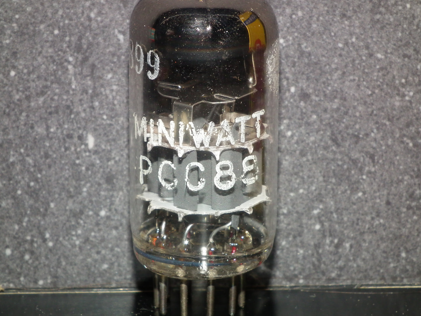 PCC88 Philips 7DJ8 NOS NIB Dual Stage Getter Gray Shield Heerlen