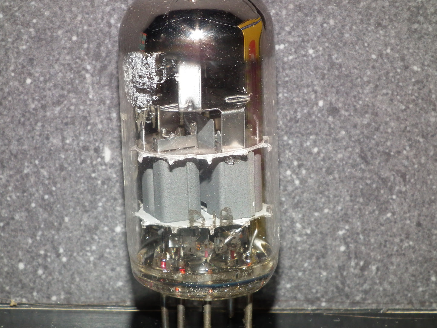 PCC88 Philips 7DJ8 NOS NIB Dual Stage Getter Gray Shield Heerlen
