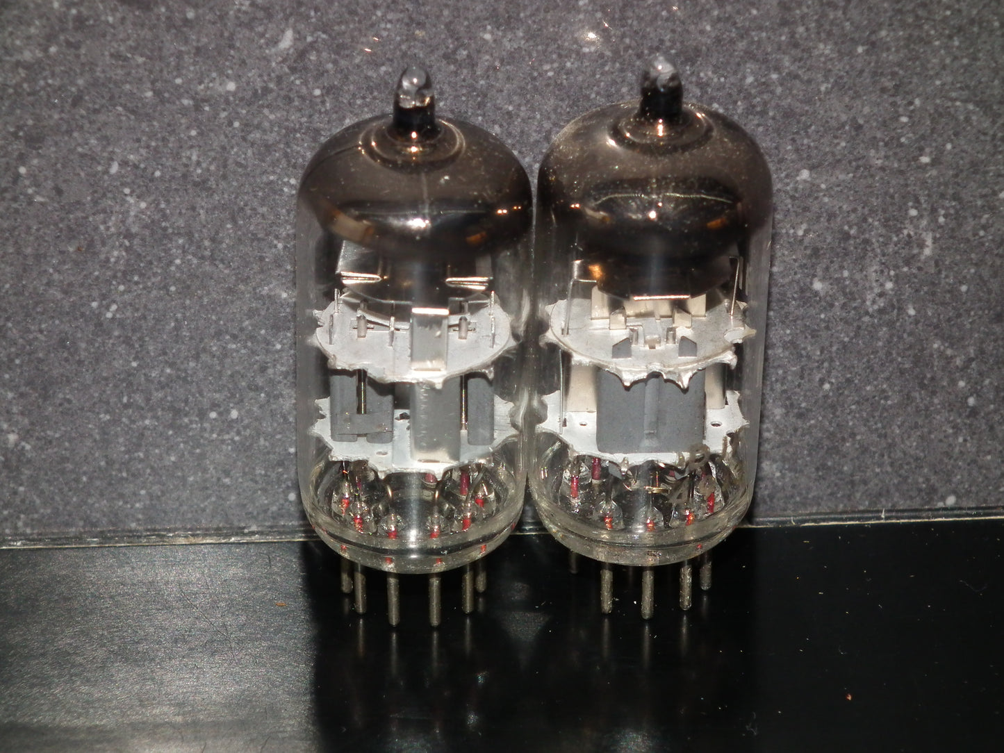 PCC88 Philips 7DJ8 Platinum Matched Pair NOS NIB RARE Made in 60s Heerlen