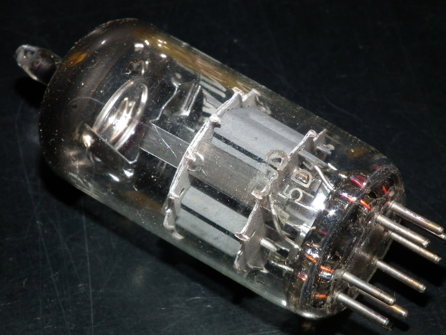 PCC88 Philips 7DJ8 NOS NIB Dual Stage Getter Silver Shield Heerlen