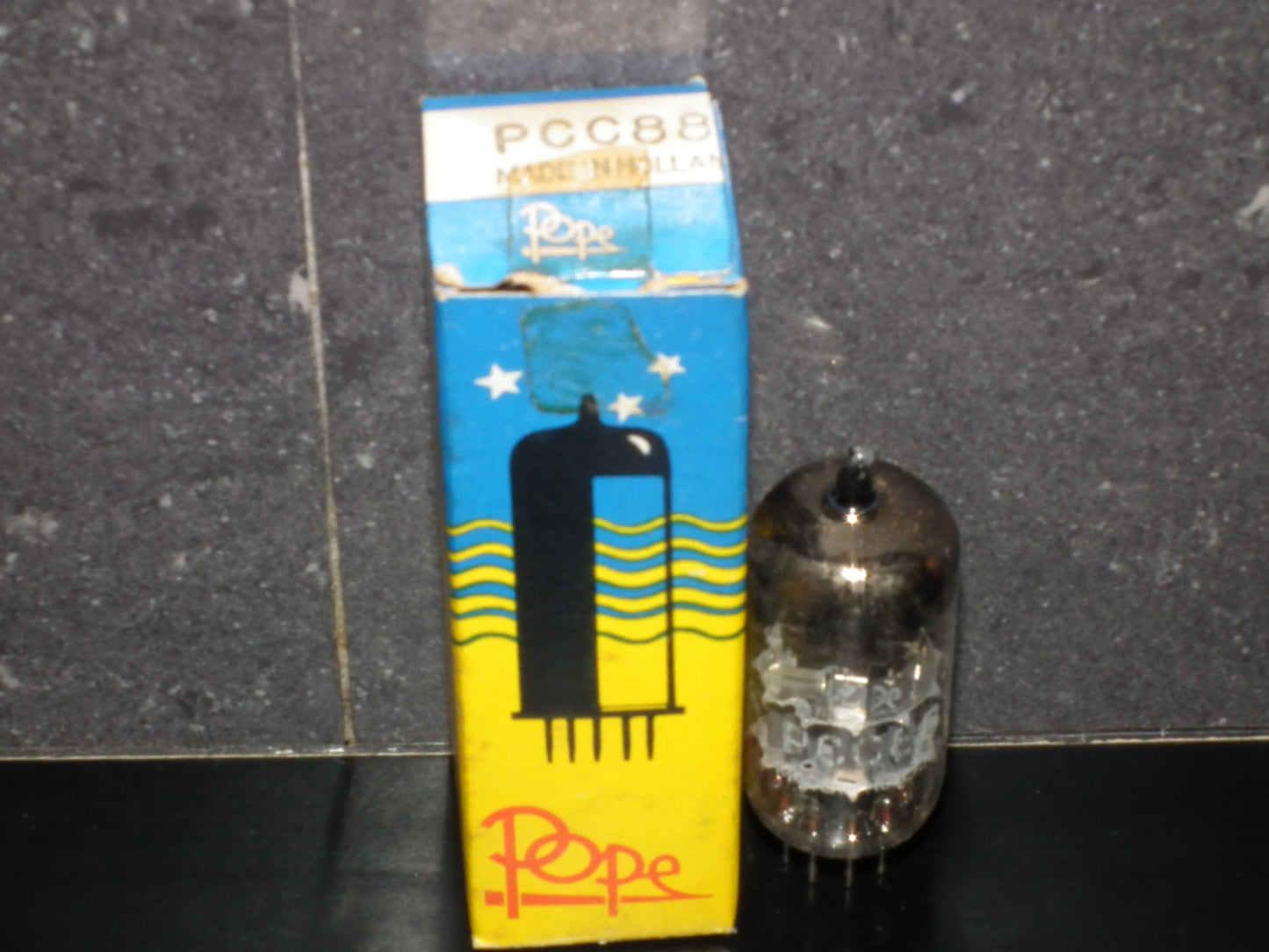 PCC88 Philips Pope 7DJ8 DUAL STAGE GETTER NOS NIB
