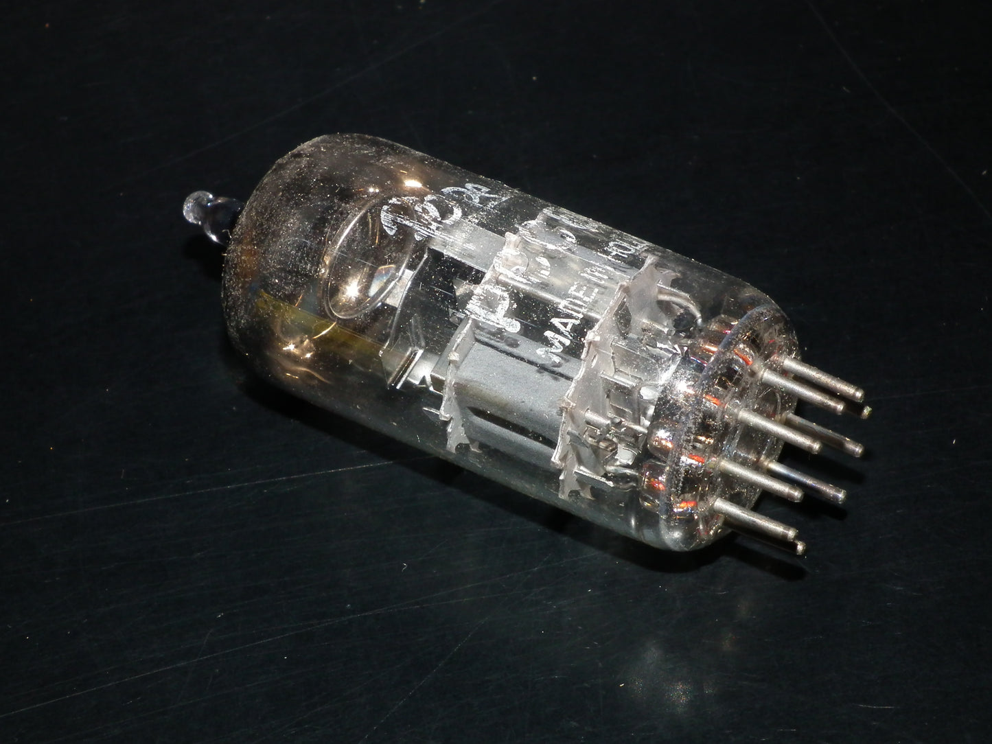 PCC88 Philips Pope 7DJ8 DUAL STAGE GETTER NOS NIB