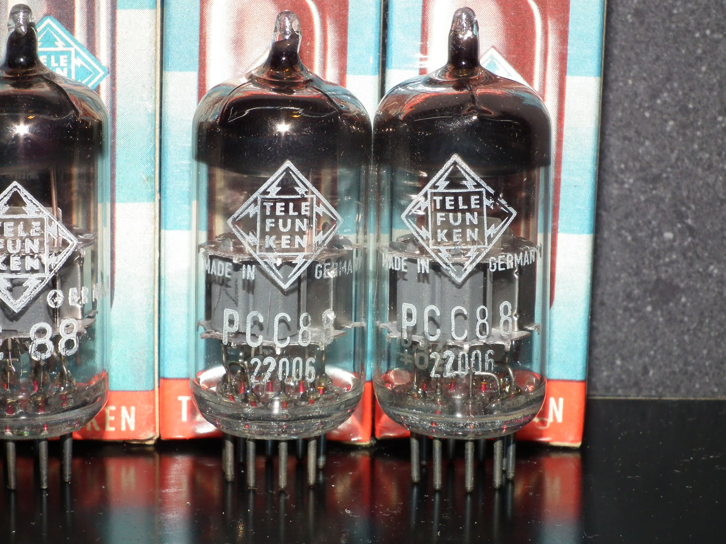 Platinum Matched Pair PCC88 Telefunken 7DJ8 Siemens Munich