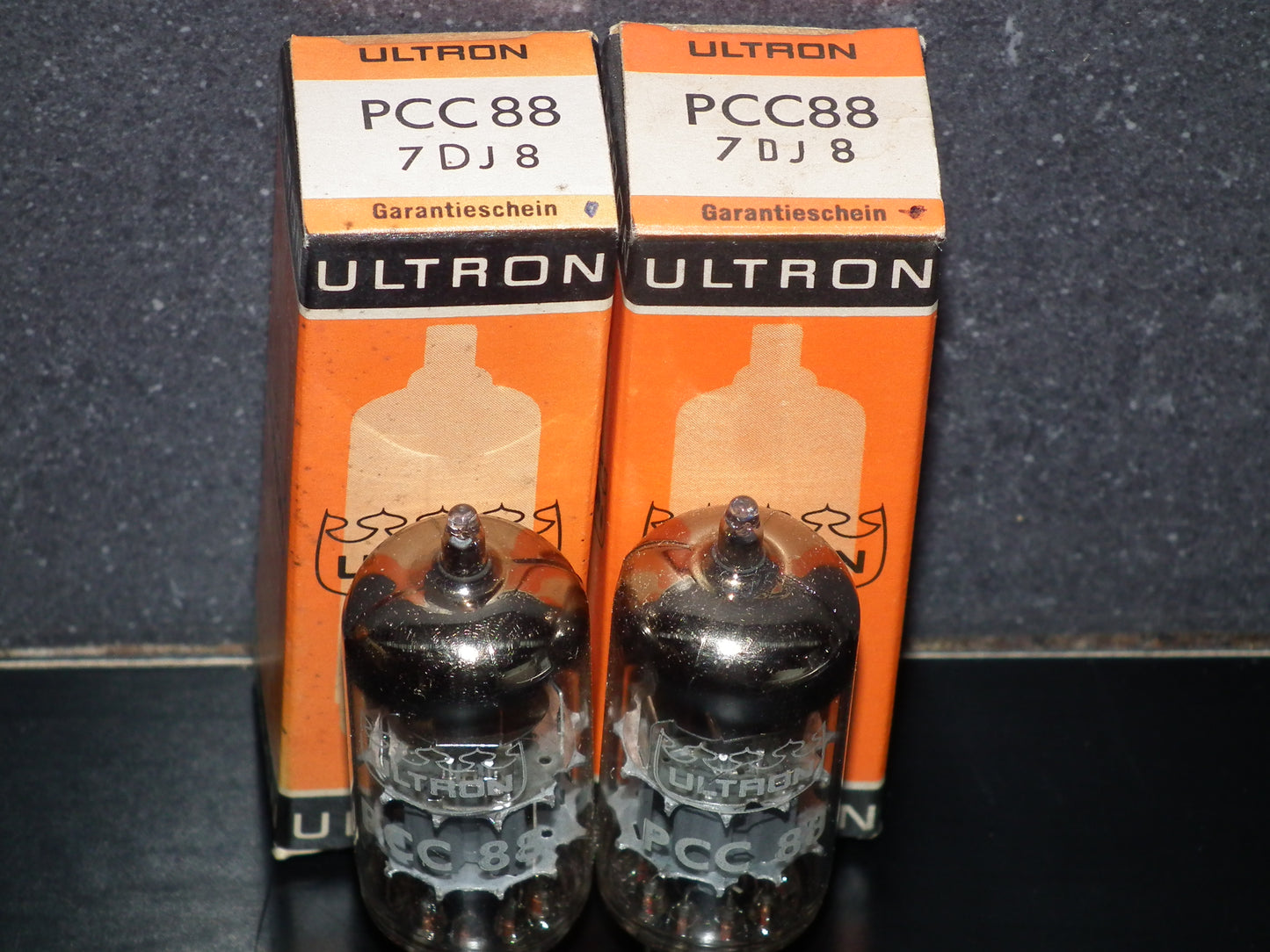 PCC88 ULTRON 7DJ8 Platinum Matched Pair NOS NIB RARE Made in 60s ECC88 Sub