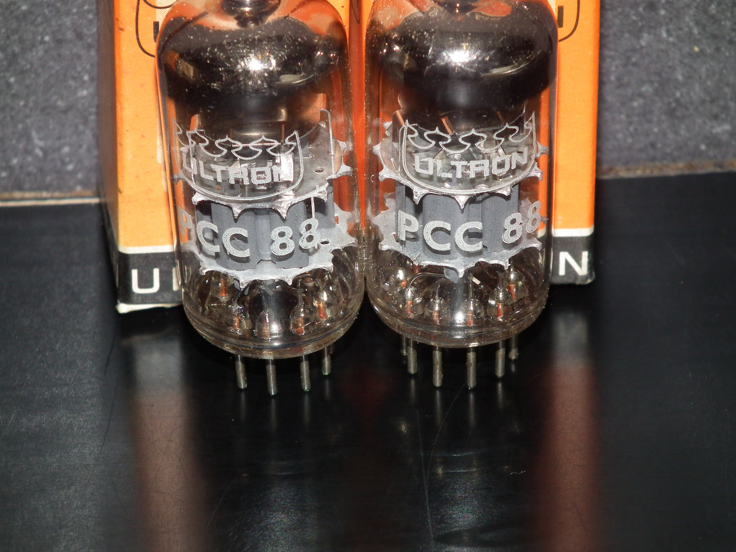 PCC88 ULTRON 7DJ8 Platinum Matched Pair NOS NIB RARE Made in 60s ECC88 Sub
