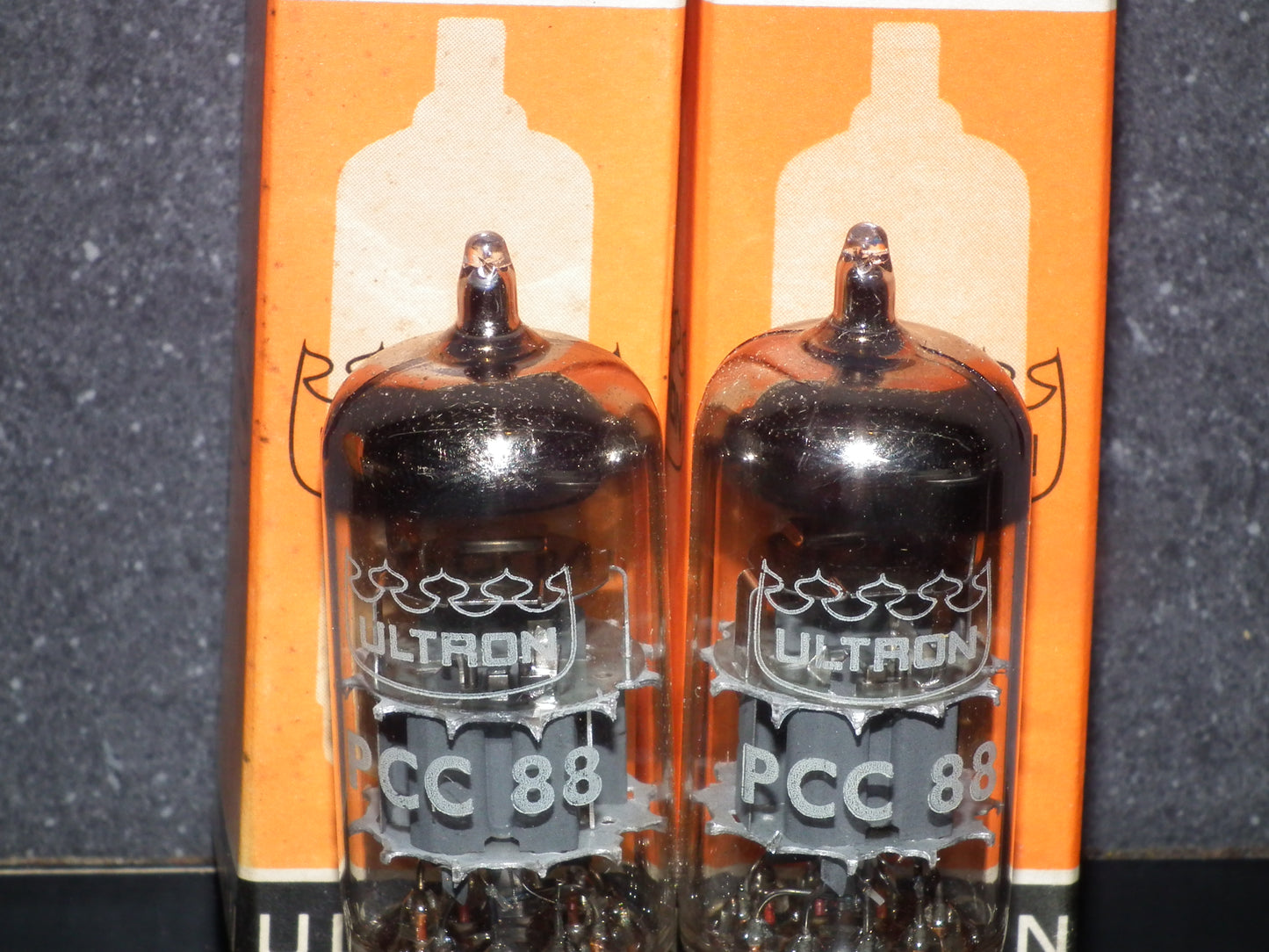 PCC88 ULTRON 7DJ8 Platinum Matched Pair NOS NIB RARE Made in 60s ECC88 Sub