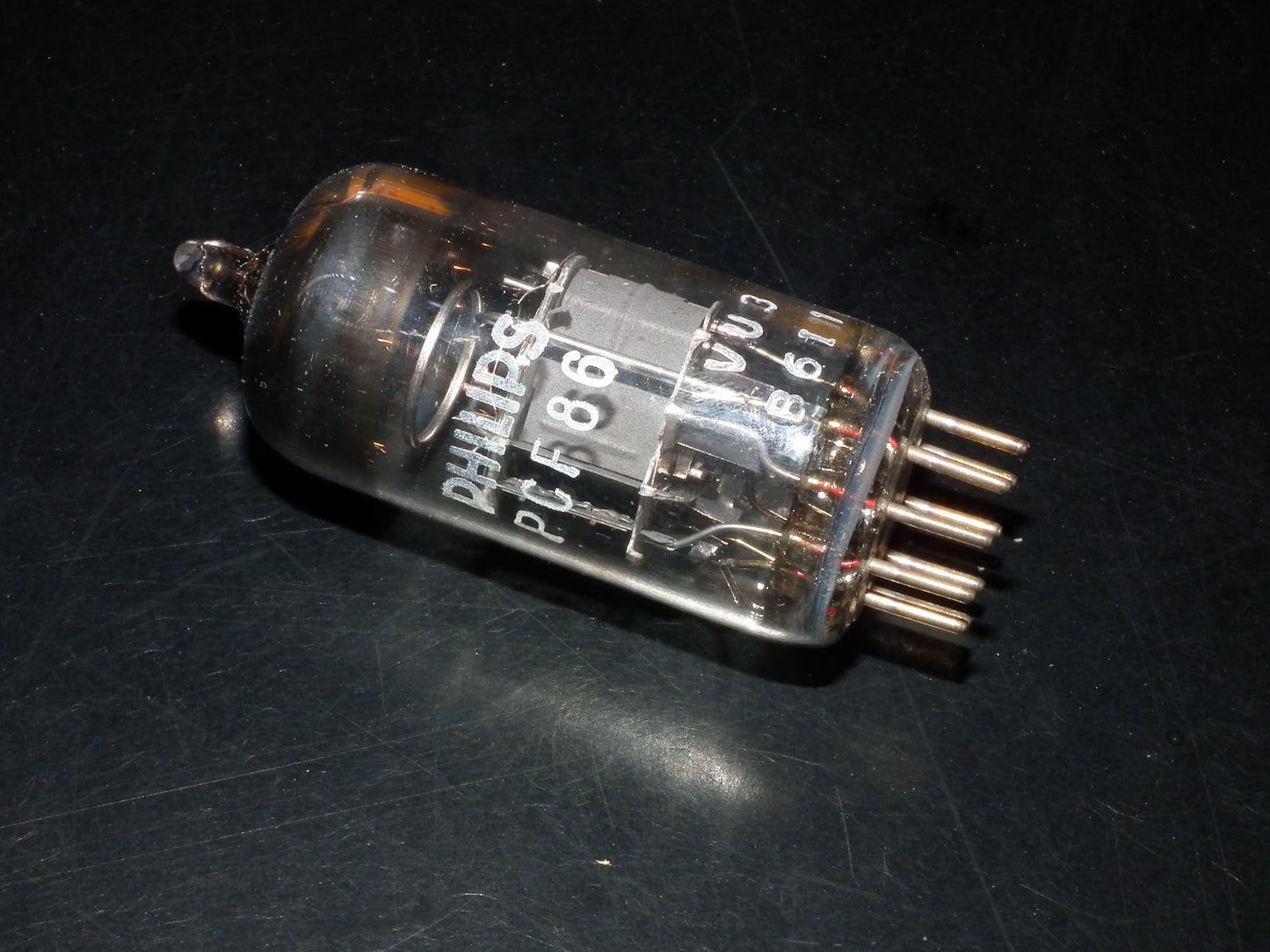 PCF86 Philips 8HG8 NOS NIB