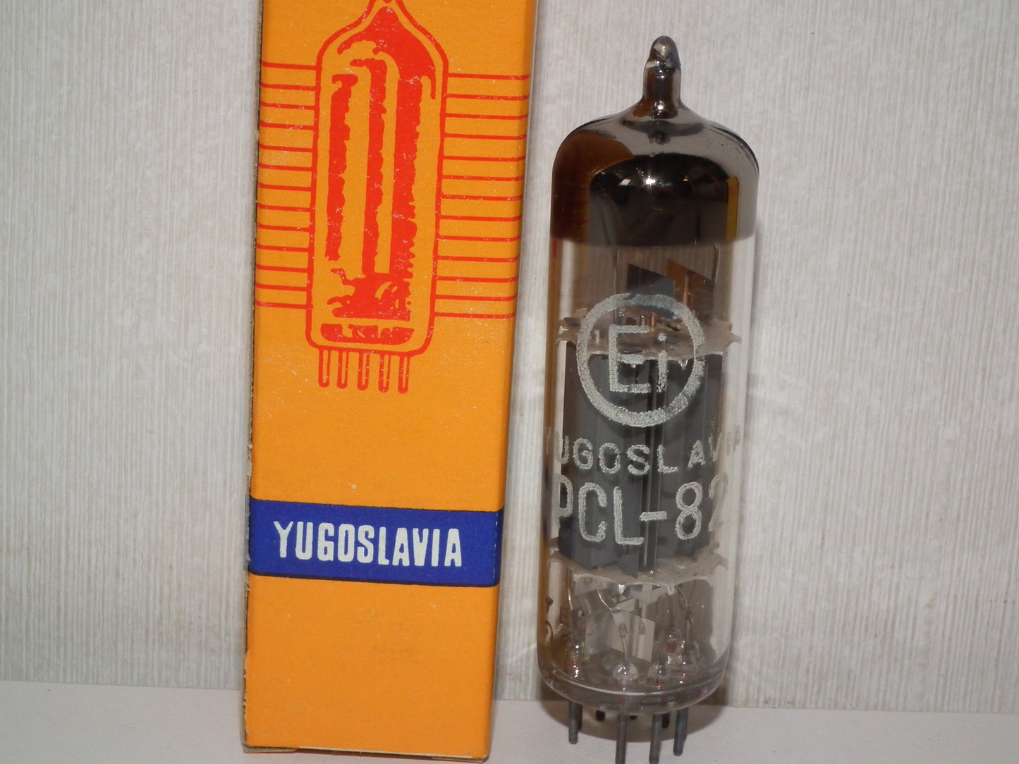 PCL82 EI Yugoslavia 16A8 NOS NIB Philips License
