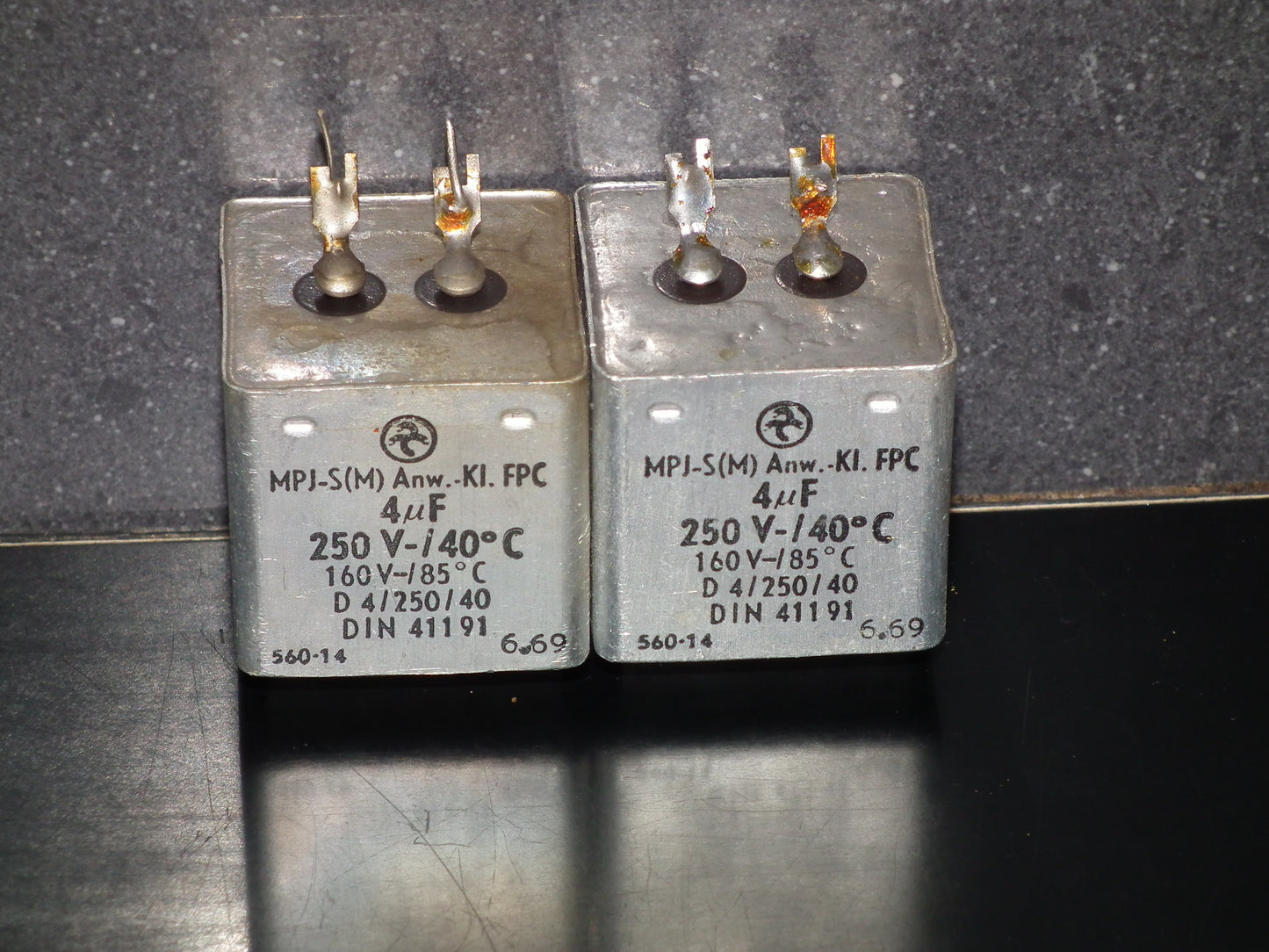 Hydra AEG Berlin PIO capacitors 4uF 250V Audio coupling two pcs (2)