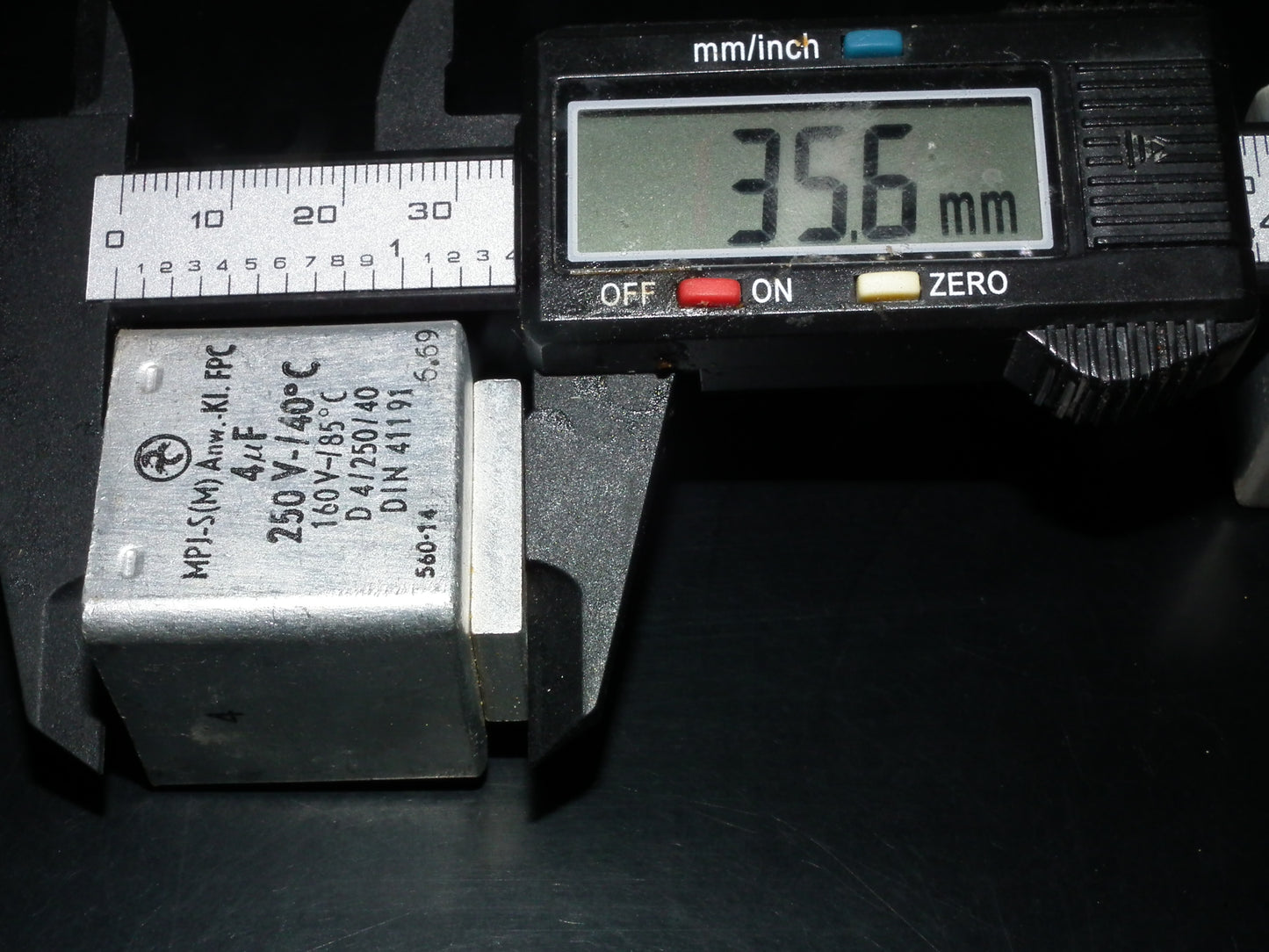 Hydra AEG Berlin PIO capacitors 4uF 250V Audio coupling two pcs (2)