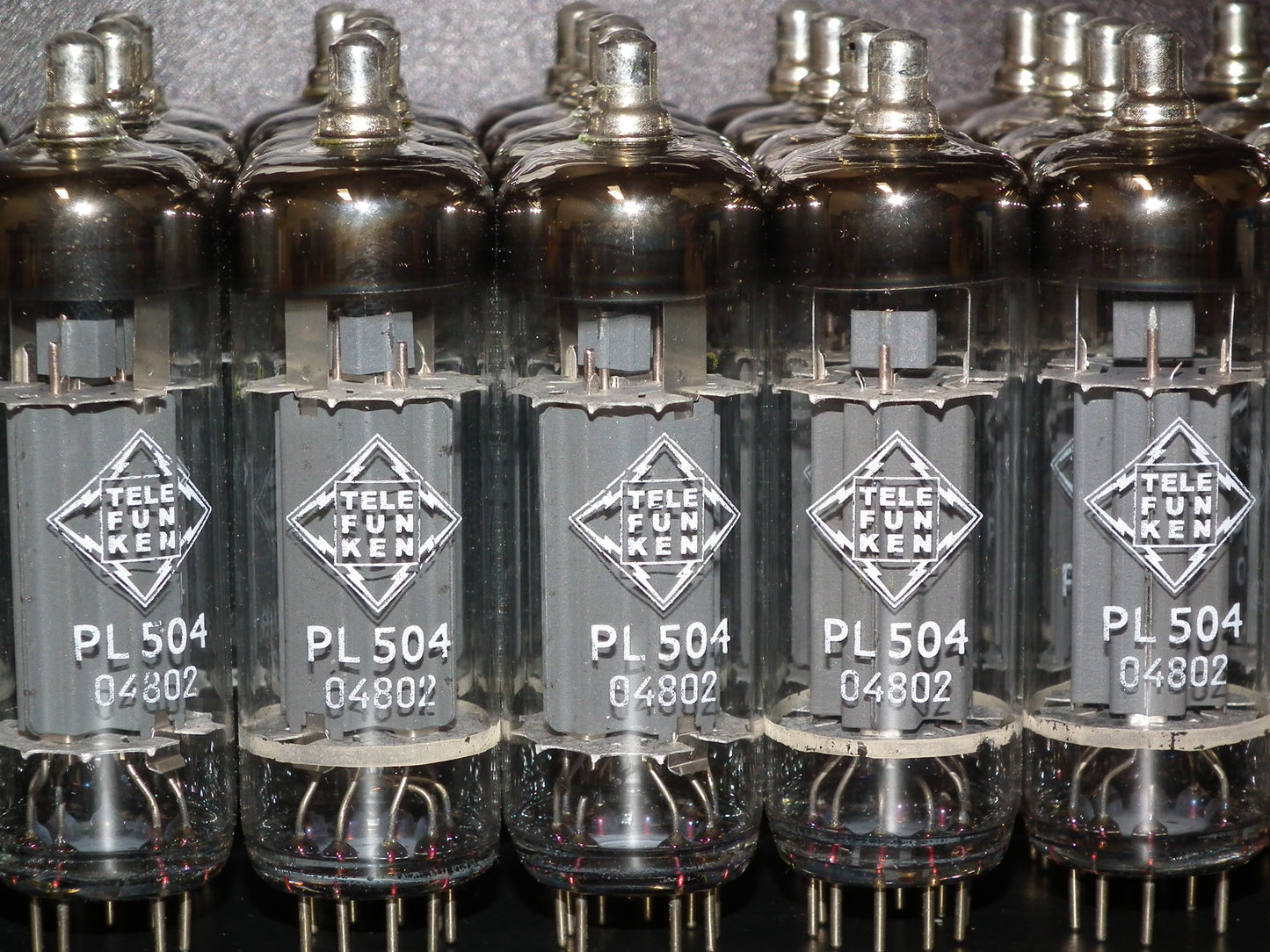 32 pcs PL504 Telefunken NOS GRAAF GM200 OTL Matched 2x16 pcs