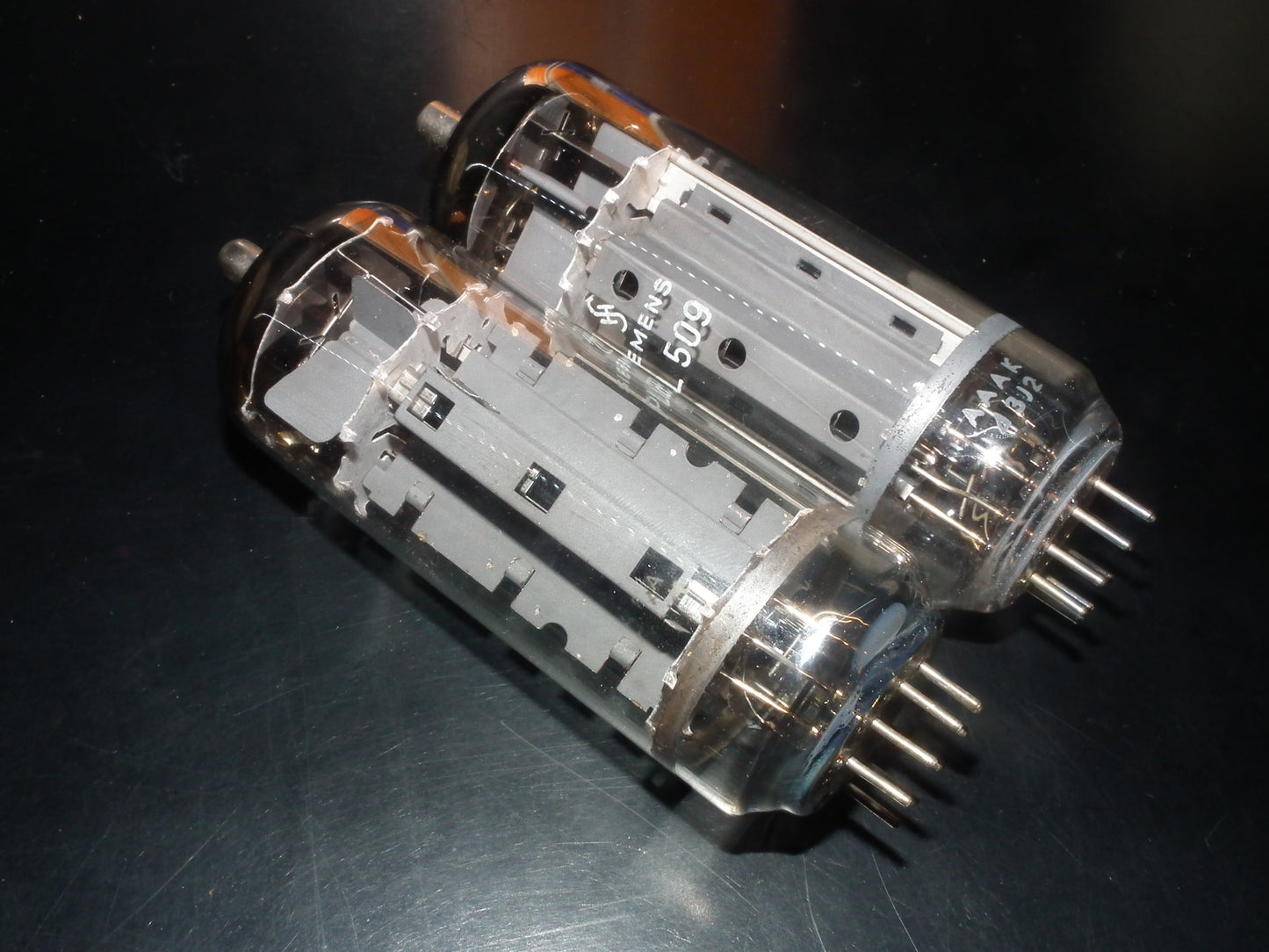 PL509 Siemens West Germany 40KG6 NOS NIB One tube (1 pcs)