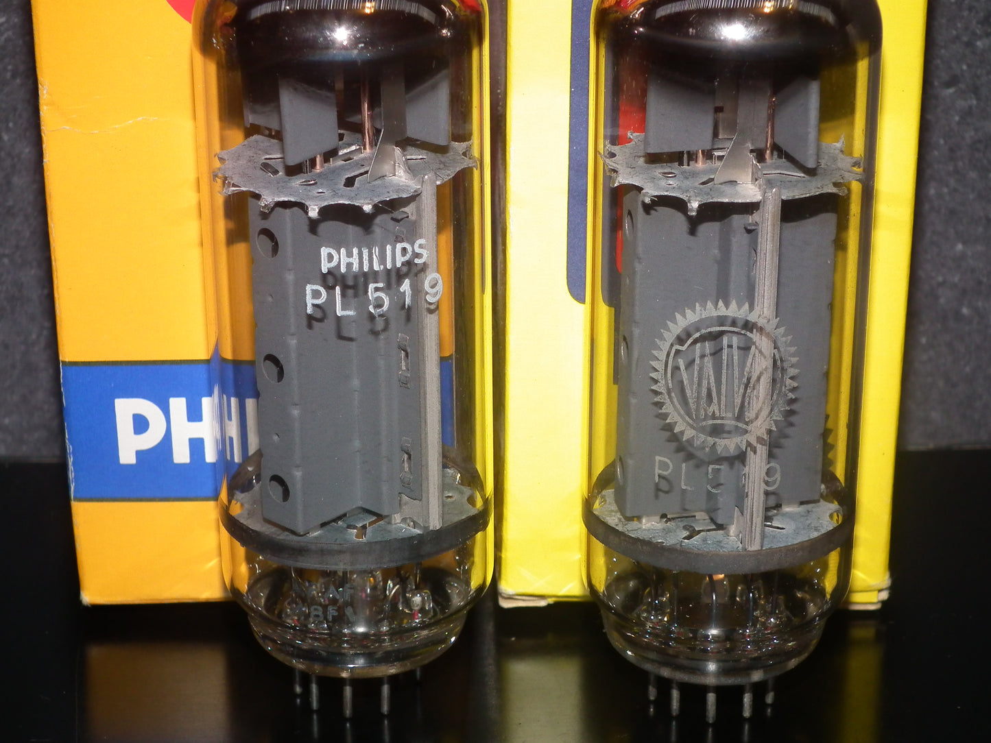 PL519 Philips Heerlen 40KG6 PLATINUM Matched PAIR EAR859 EAR861 Tested 200mA