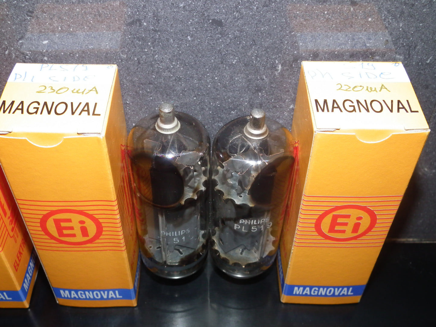 PL519 Mullard Philips 40KG6 PLATINUM Matched PAIR EAR Used Tested