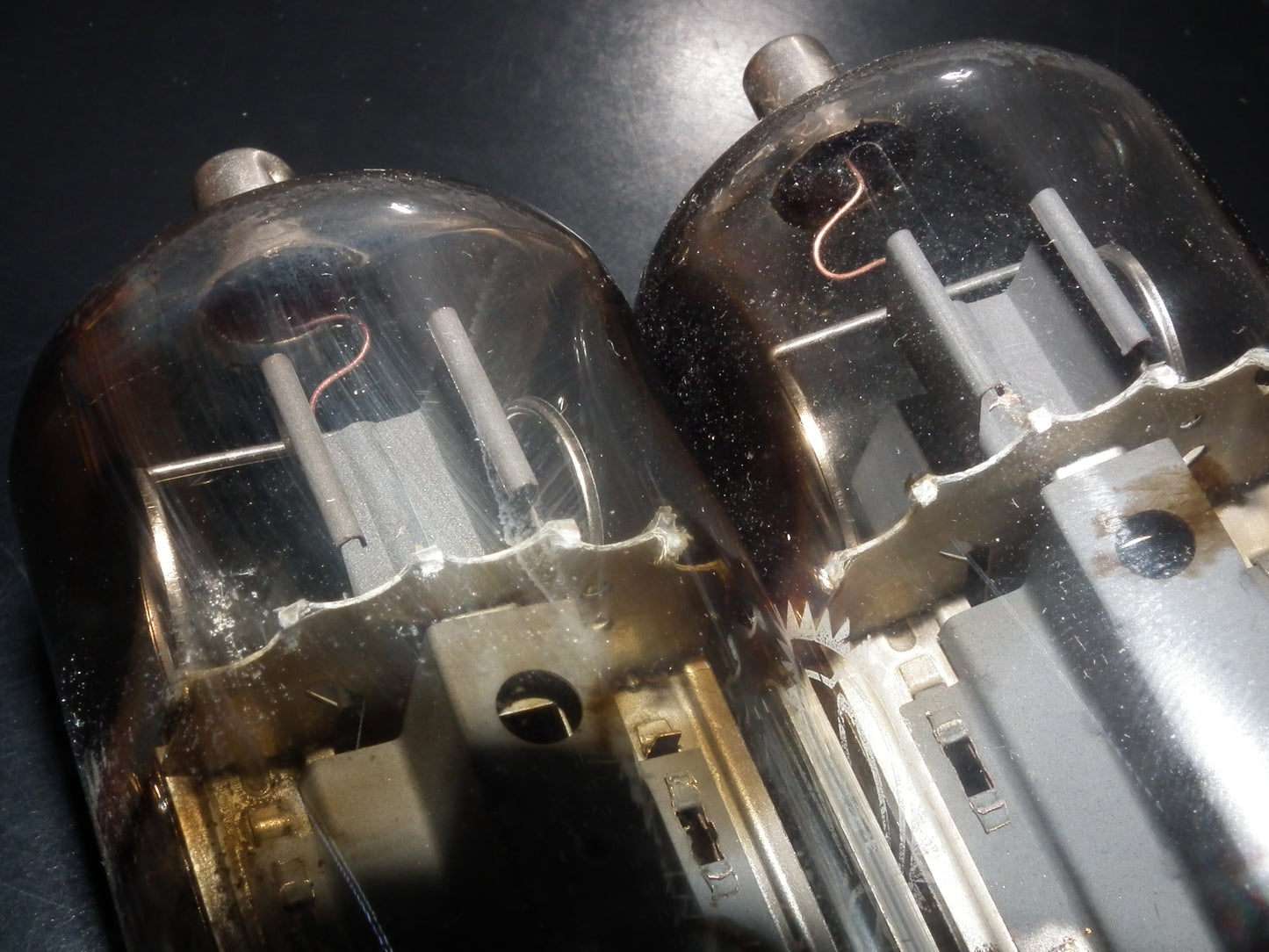 PL519 Valvo Mullard 40KG6 PLATINUM Matched PAIR EAR Used