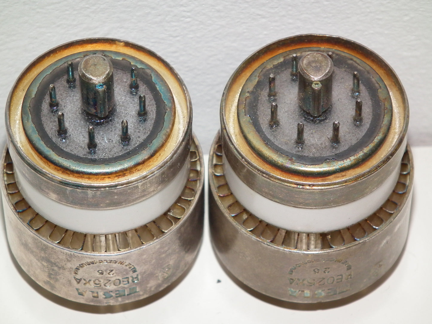 RE025XA TESLA NOS 4CX250B Transmitting Tetrode Czechoslovakia