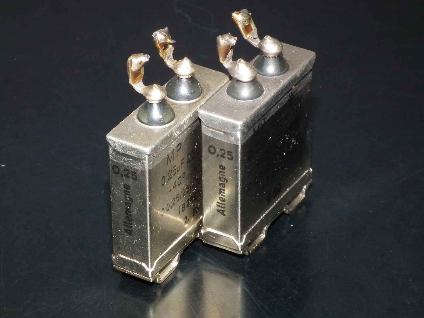 Siemens Klangfilm PIO capacitors 0.25uF 250V glass end seal two pcs (2)