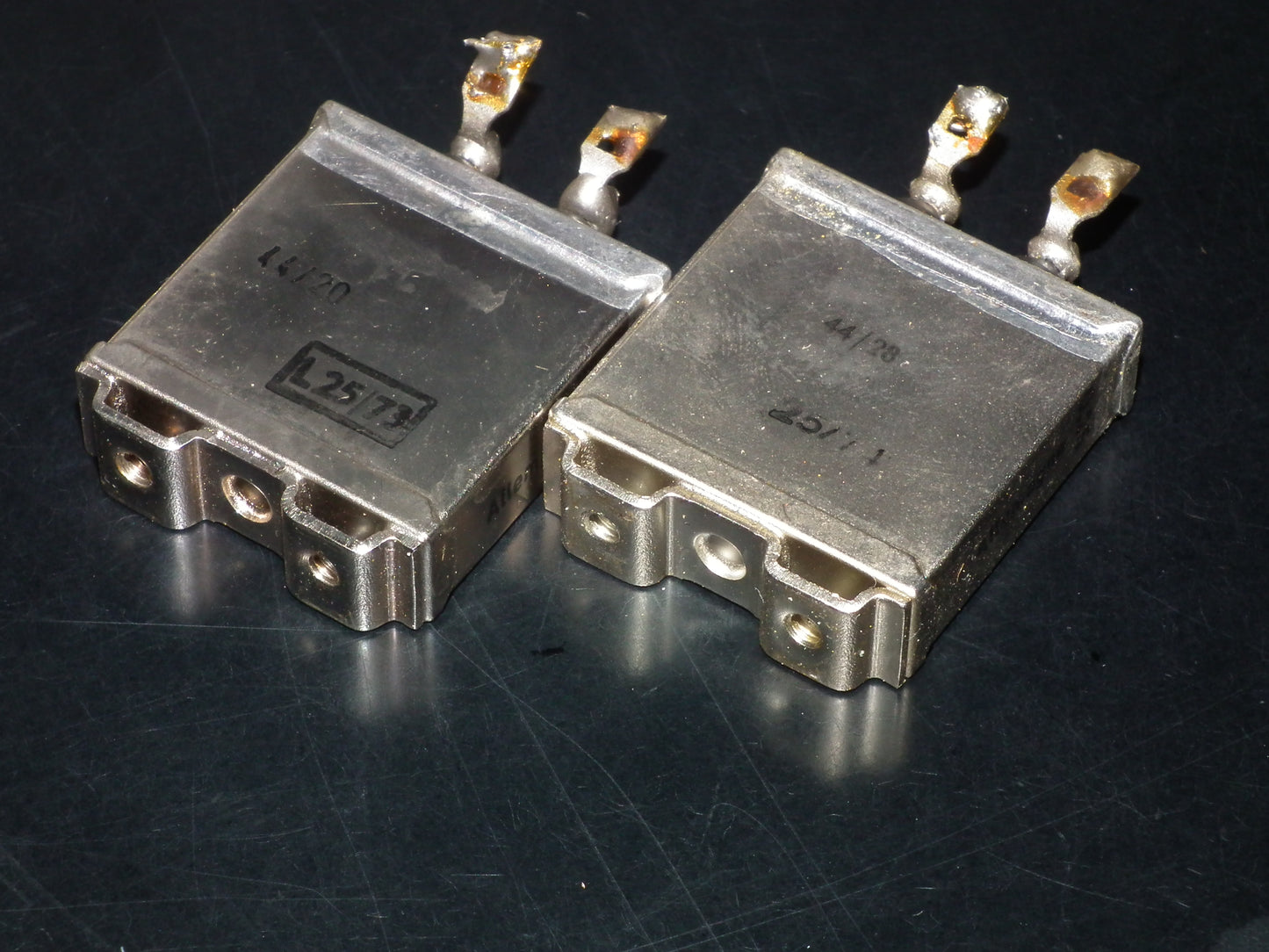 Siemens Klangfilm PIO capacitors 0.25uF 250V glass end seal two pcs (2)