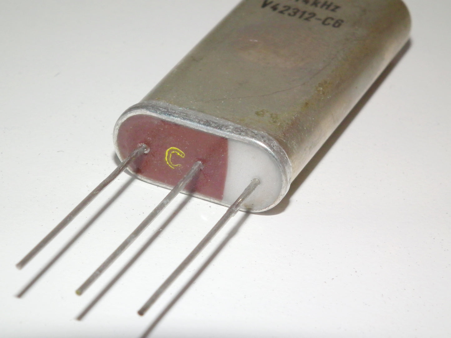 Siemens Crystal Filter 114KHz New Old Stock V42312-C6